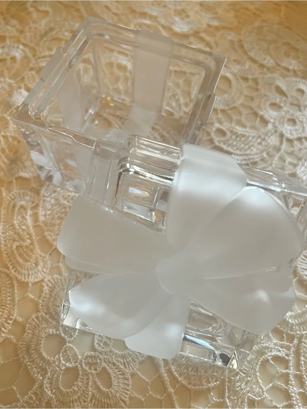 Tiffany & Co. Crystal Bow Jewel Box- Frosted and Clear Crystal Glass
